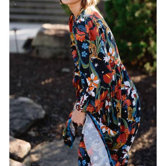 NEW BRITON COURT julia tiger floral maxi dress in black - Picture 2 of 3